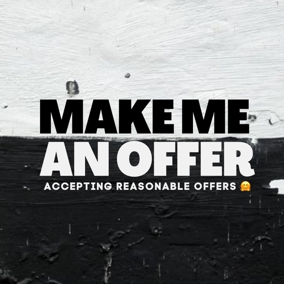 LOVE THE ITEM BUT NOT THE PRICE ? MAKE AN OFFER 🤗 - Picture 1 of 2